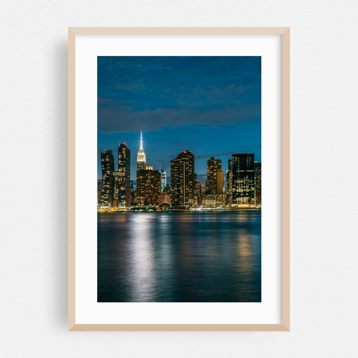 Midtown from LIC 01 – image 1 of 16