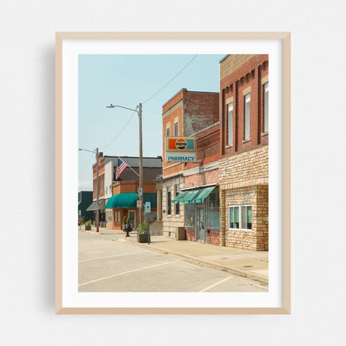 Villa Grove Street Scene