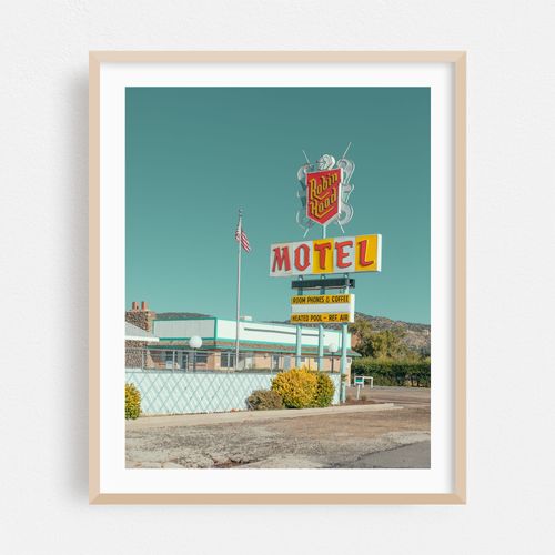 Robin Hood Motel 01