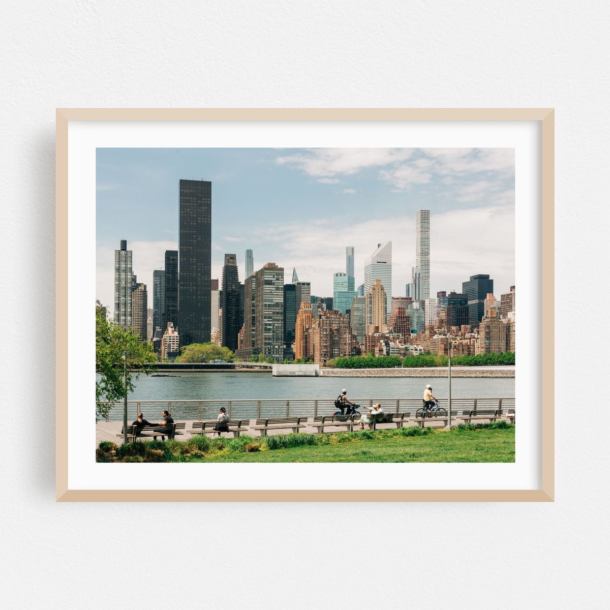 Manhattan from LIC 01 – image 1 of 3