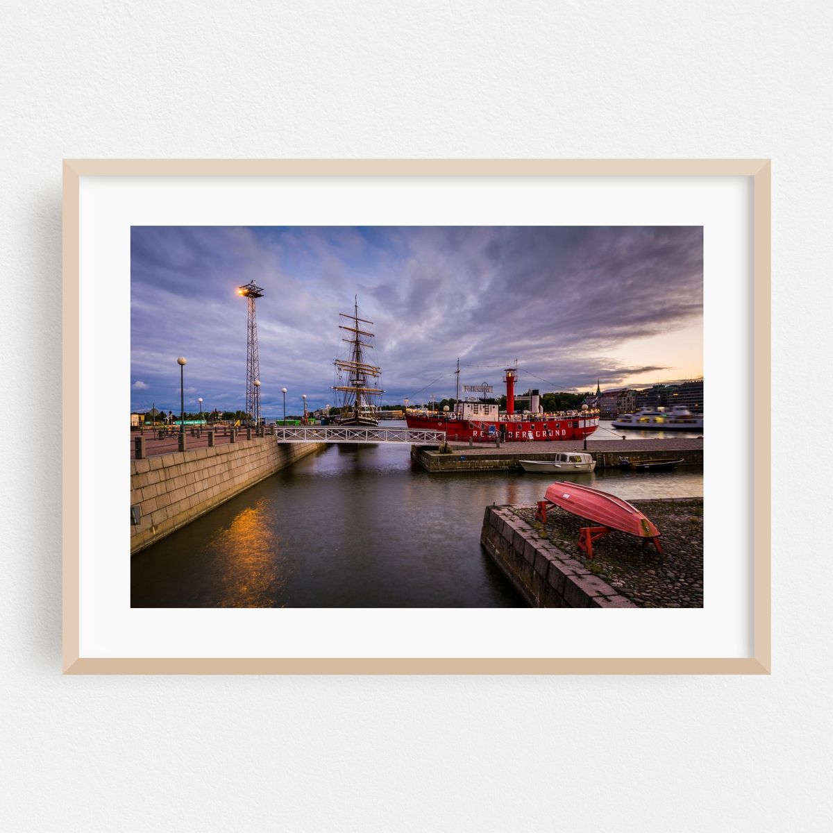 South Harbour – image 1 of 6