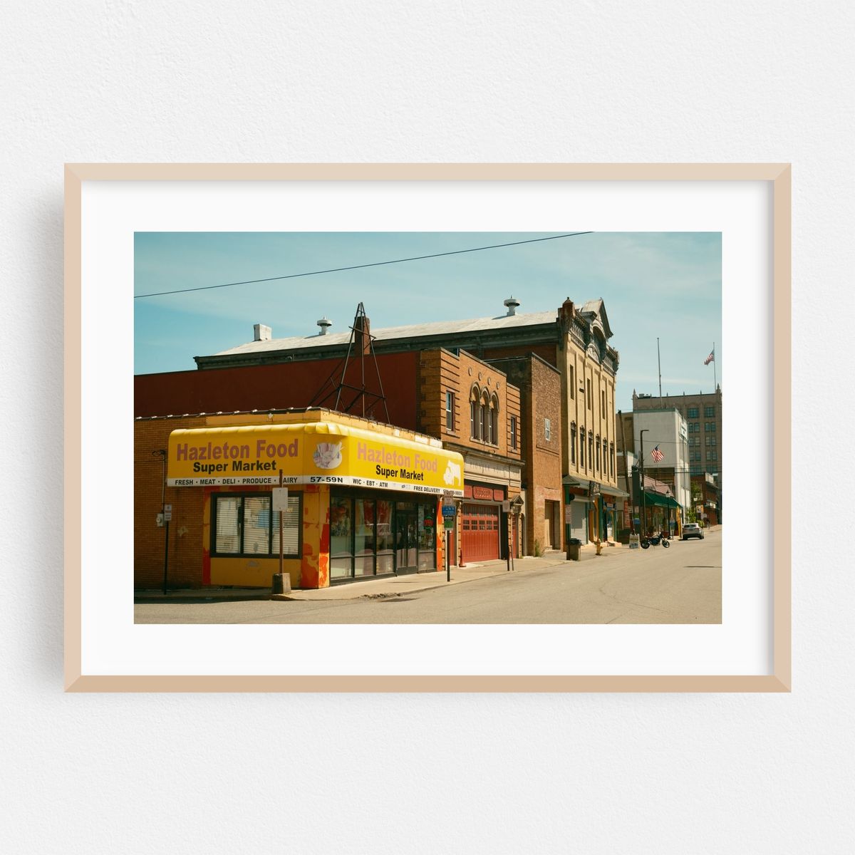 Hazleton Food Supermarket 01 – image 1 of 6