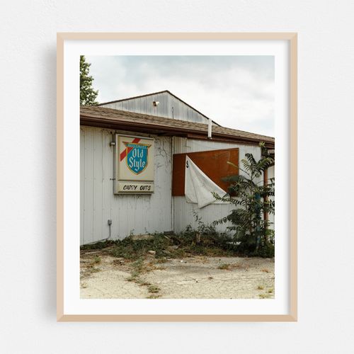 The Sunshine Corner Liquor Store 02
