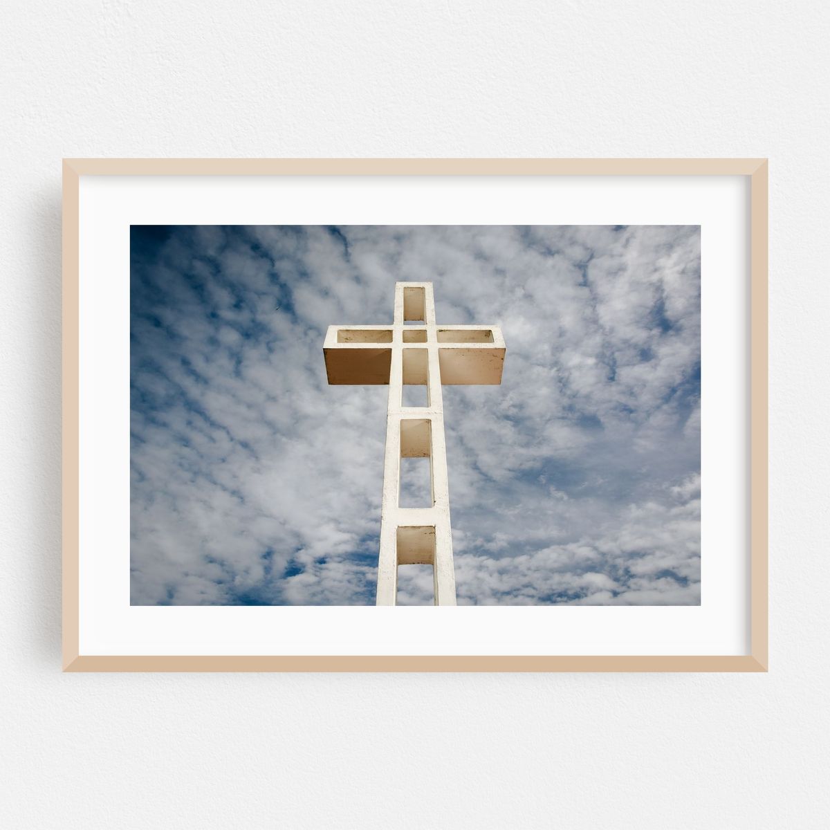 Cross on Mount Soledad, San Diego – image 1 of 6
