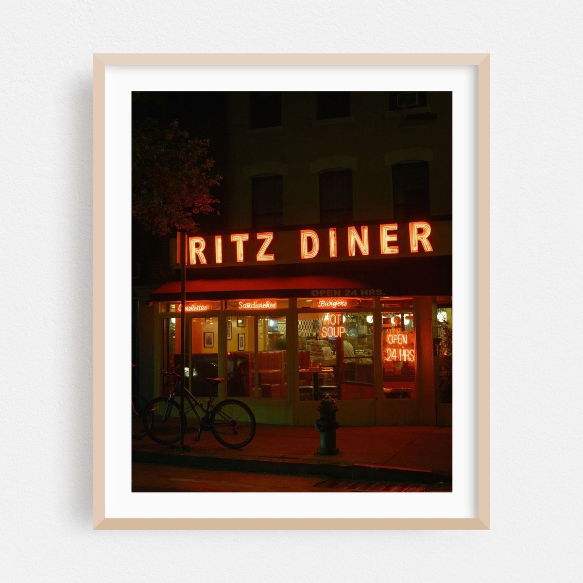 Ritz Diner, Manhattan – image 1 of 12