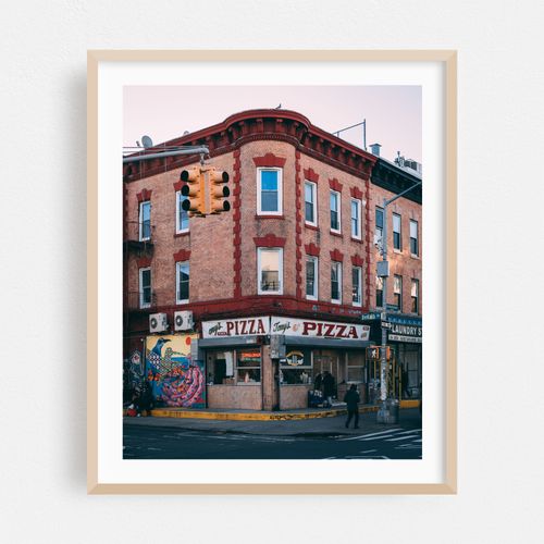Tony's Pizza