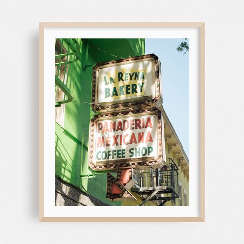 La Reyna Bakery & Coffee Shop