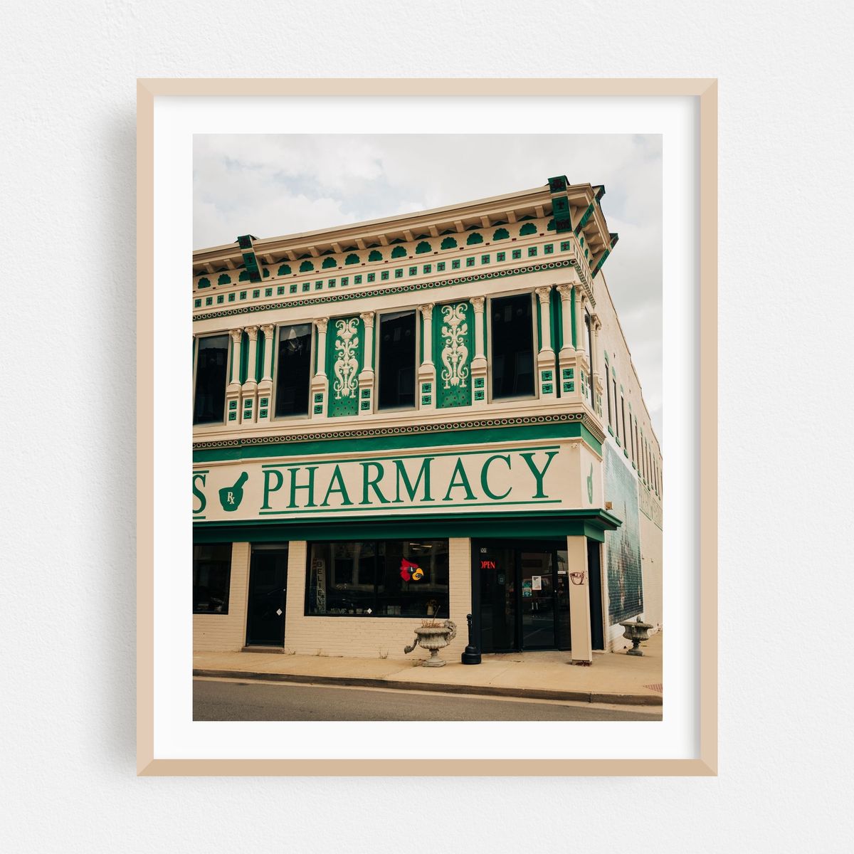 Prater's Pharmacy, Webb City – image 1 of 12