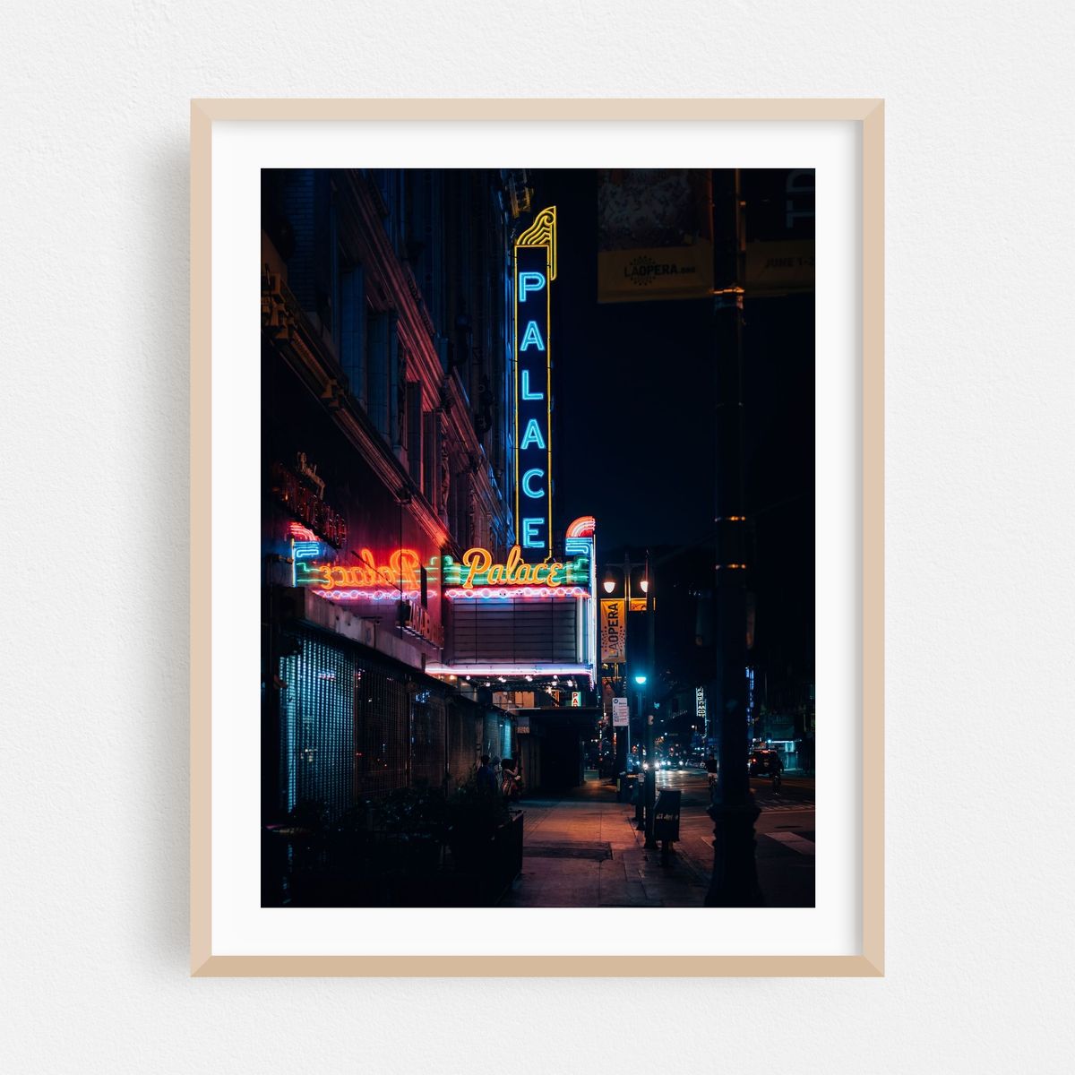 Palace Theater Neon, Los Angeles 02 – image 1 of 3