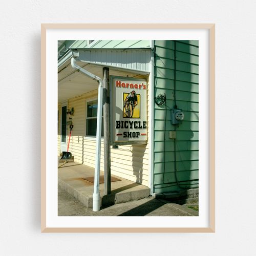 Harner's Bicycle Shop, Tremont