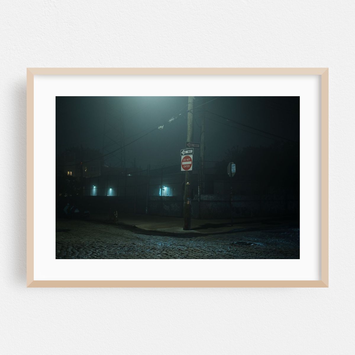 Foggy Night in Red Hook, Brooklyn 02 – image 1 of 6