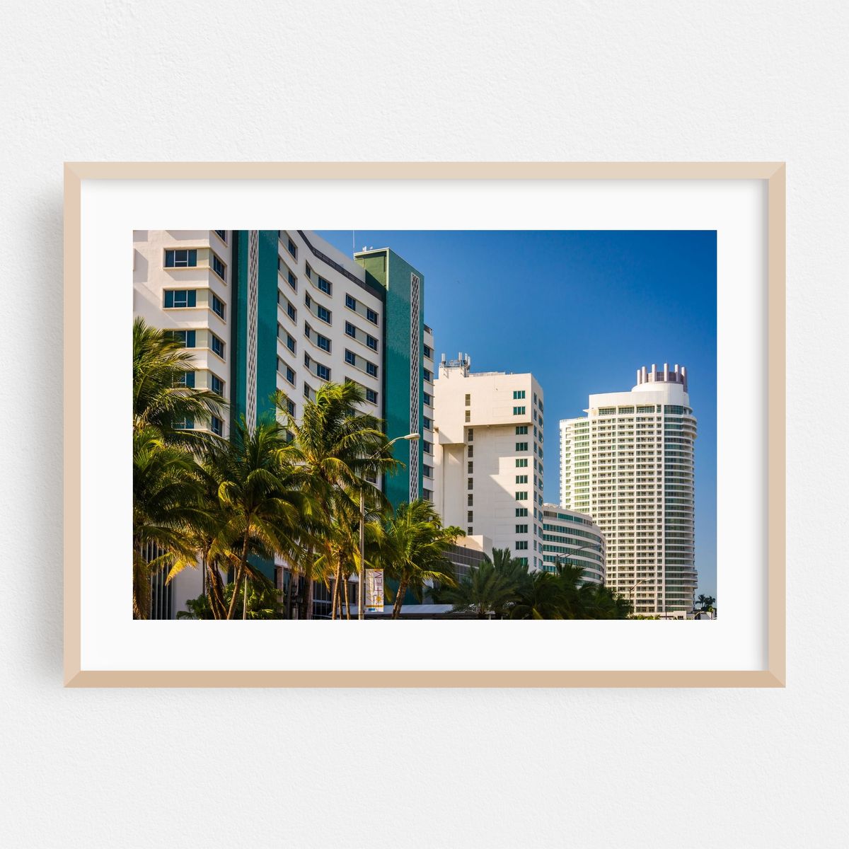 Miami White – image 1 of 6