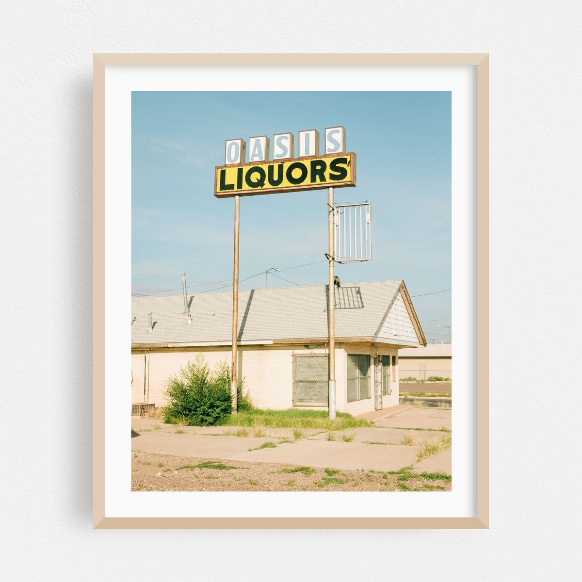 Oasis Liquors, Route 66 – image 1 of 12