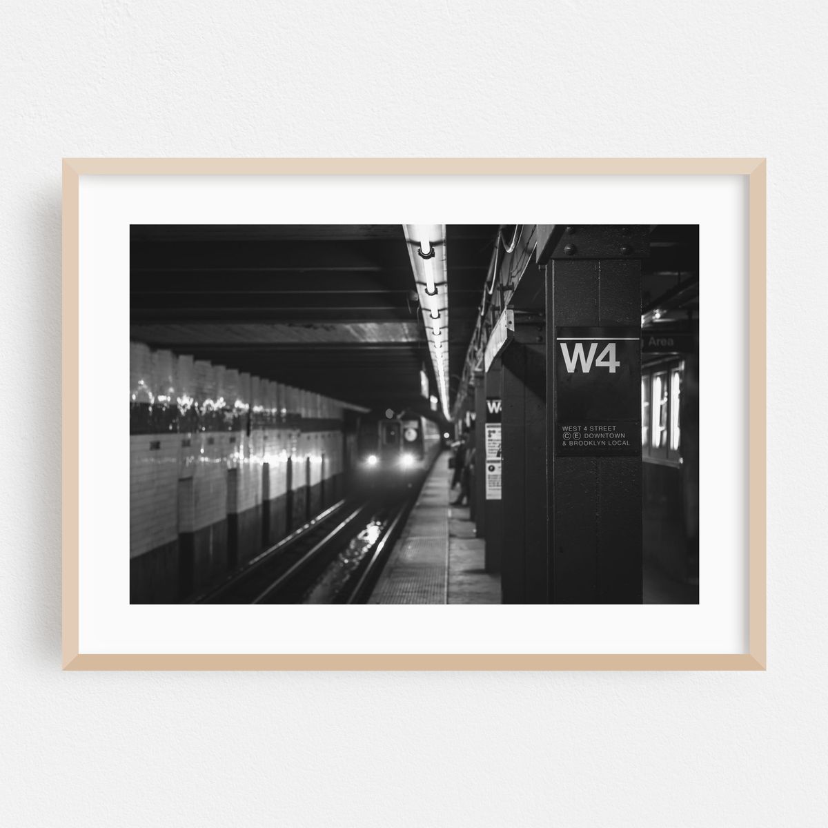 W4 B&W – image 1 of 6