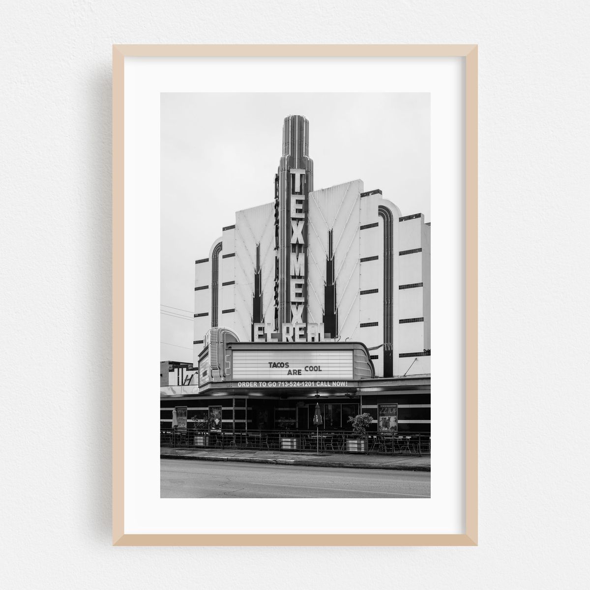 El Real, Montrose B&W – image 1 of 16