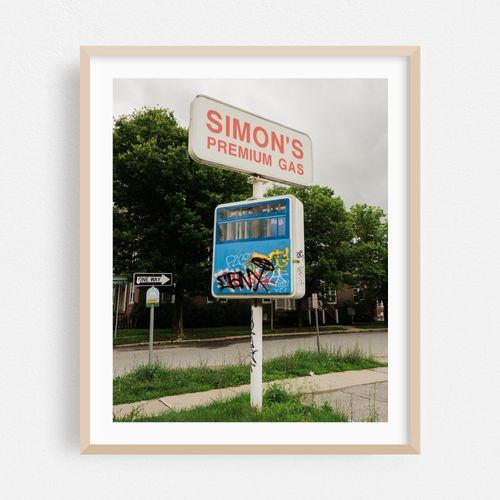 Simon's Premium Gas