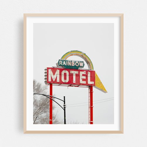 Rainbow Motel 03