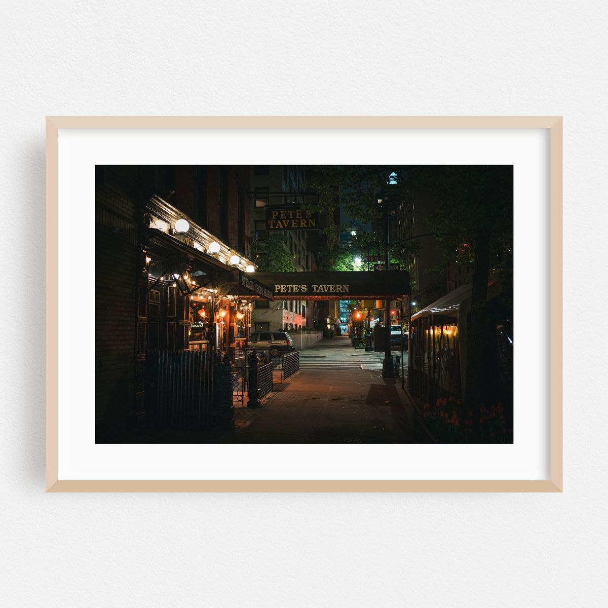 Pete's Tavern 02 – image 1 of 6