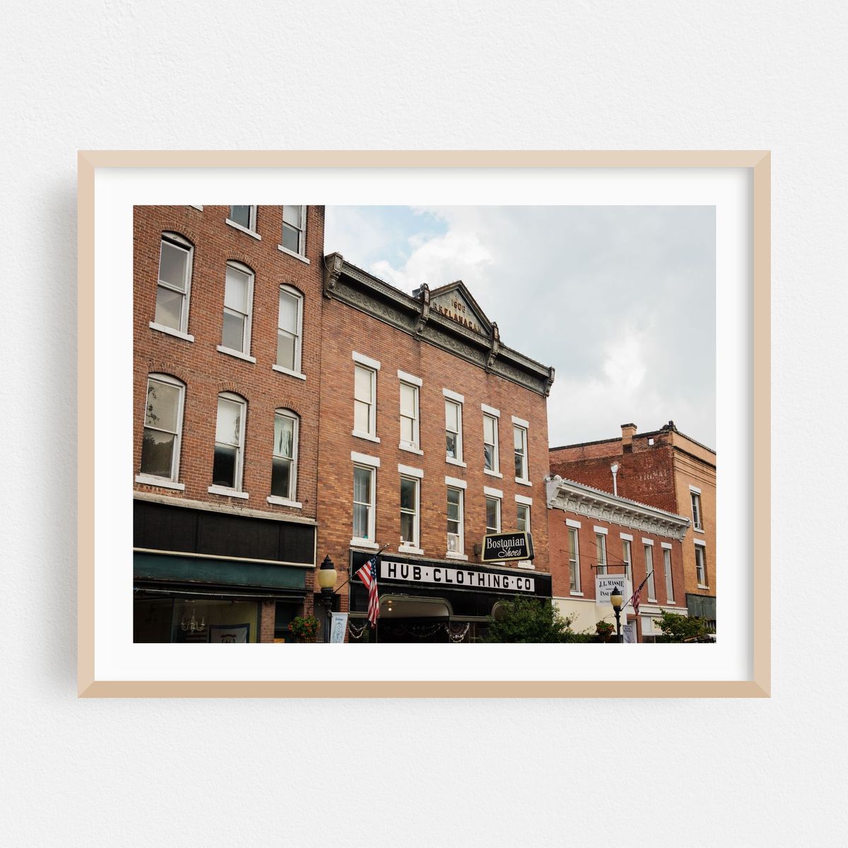 Hub Clothing, Hinton 01 – image 1 of 3
