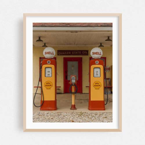 Strebins Shell Service 01