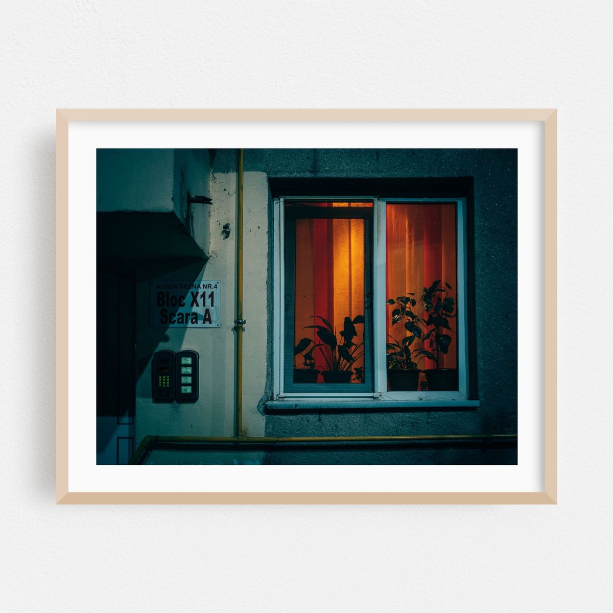 Night in Aurel Vlaicu, Arad 03 – image 1 of 3