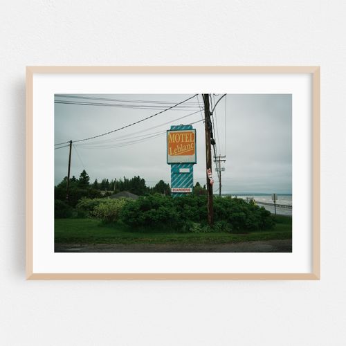 Motel Leblanc, Carleton