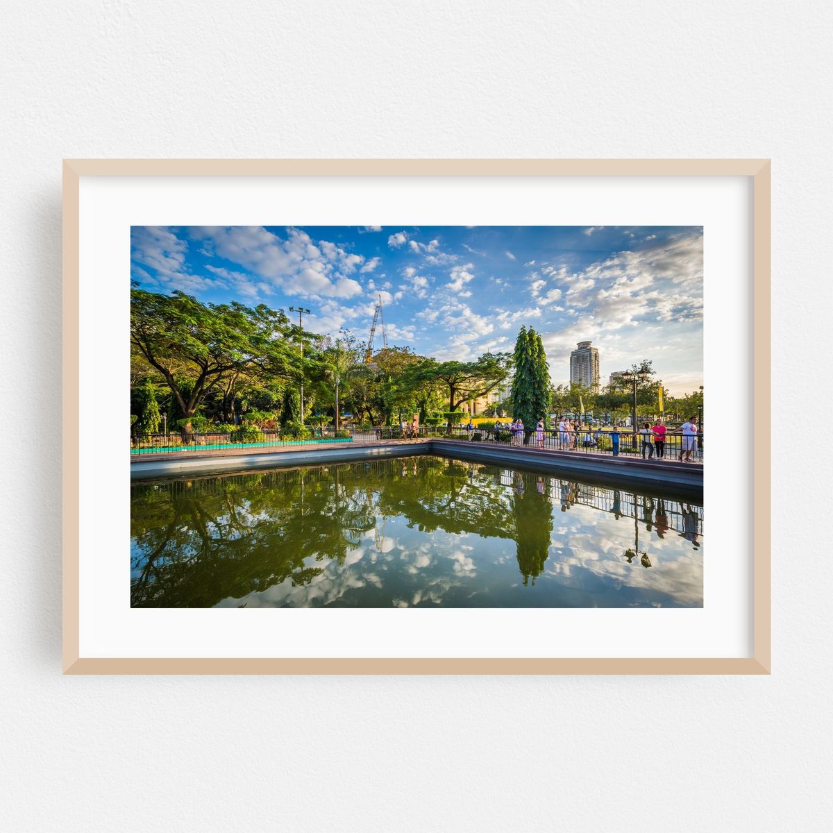 Rizal Park Pond – image 1 of 6