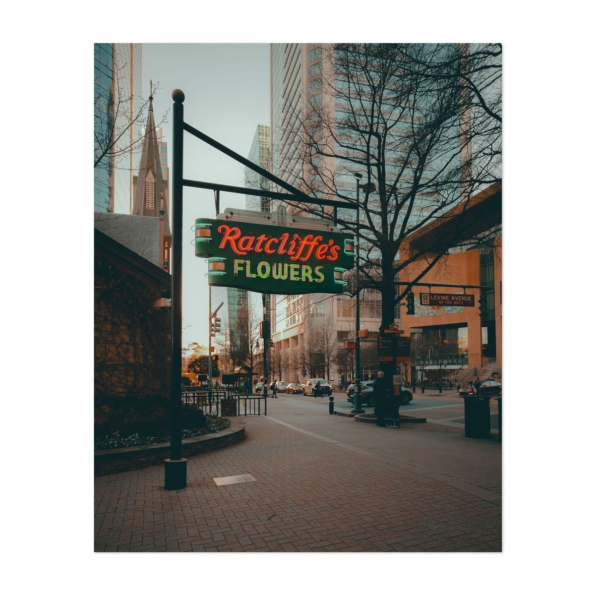 Ratcliffe's Flowers Sign – image 1 of 2