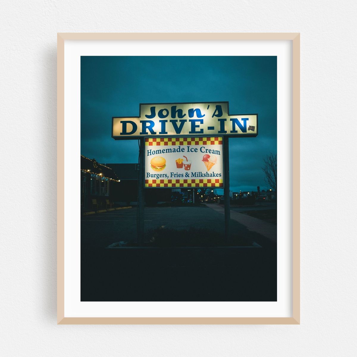 John's Drive-In, Montauk – image 1 of 12