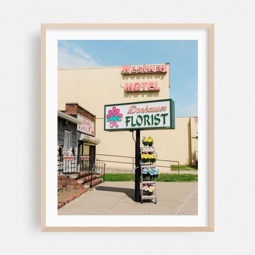 Motel & Florist, Astoria