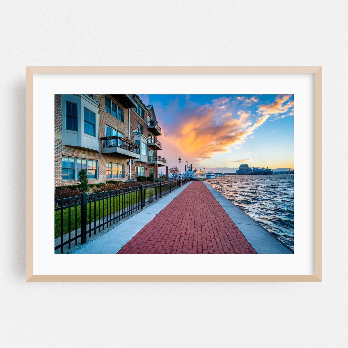 The Waterfront Promenade 02 – image 1 of 6