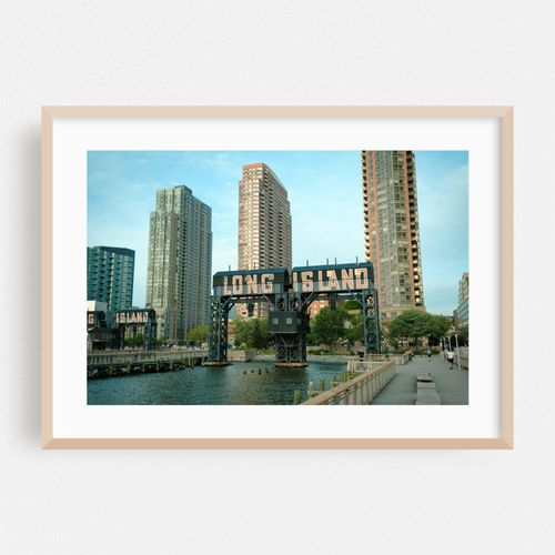 LIC Piers 04