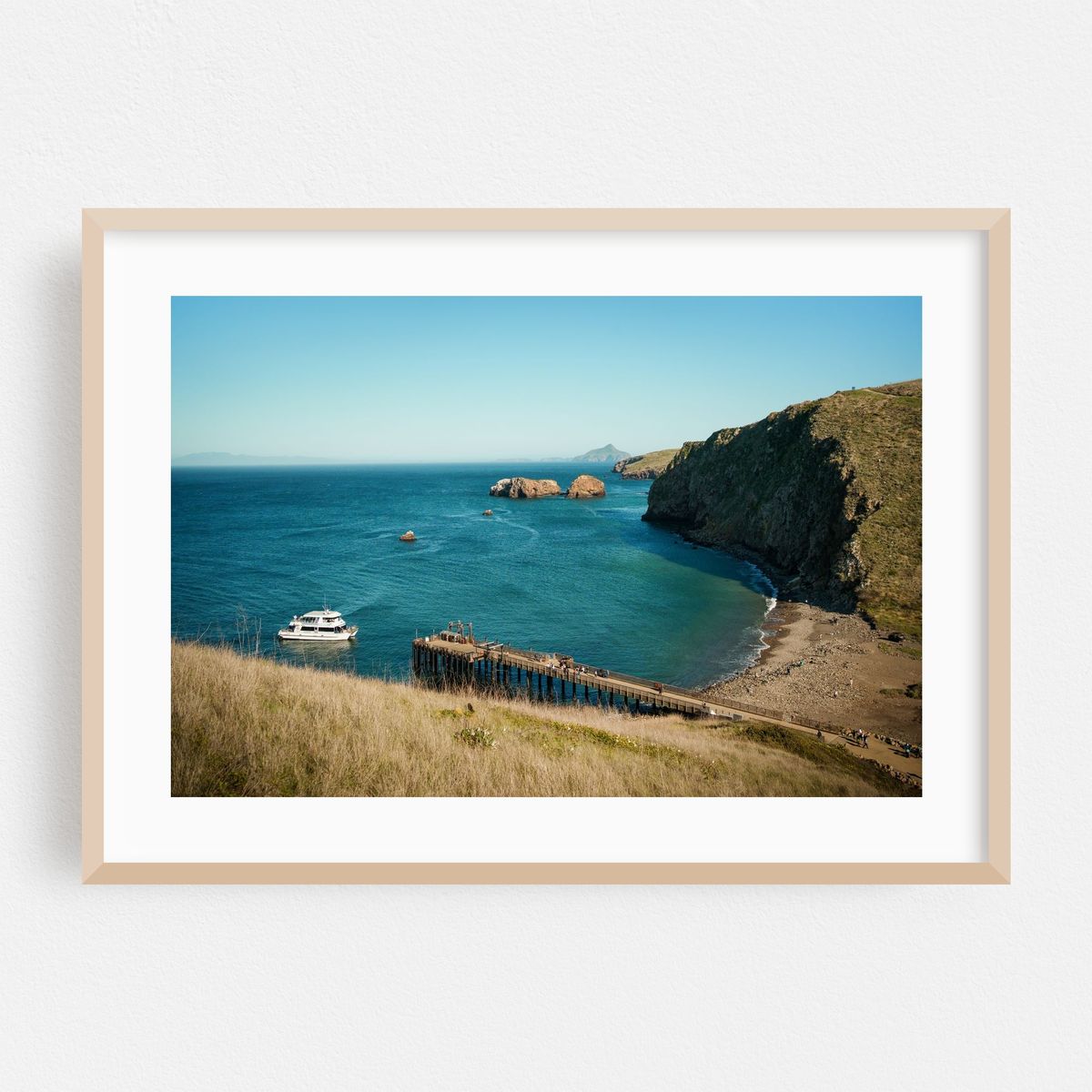 Scorpion Cove, Channel Islands – image 1 of 6