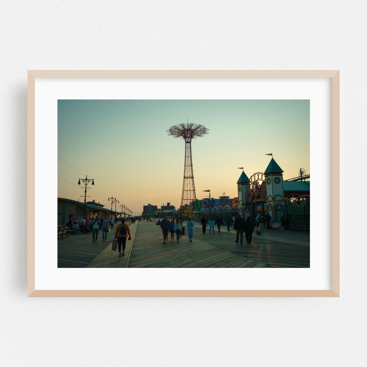 Coney Island Boardwalk, Brooklyn 05 – image 1 of 6
