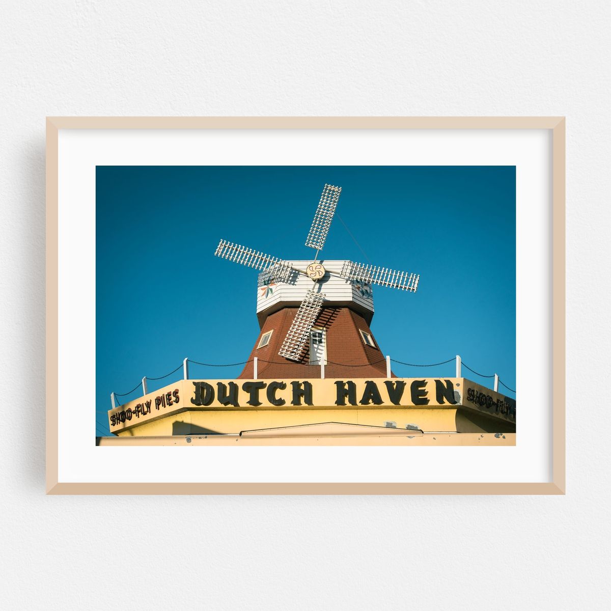 Dutch Haven, Ronks – image 1 of 6