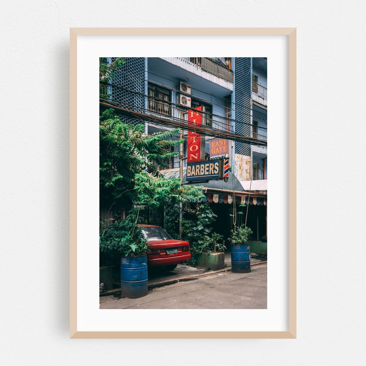 Hilton Barbers – image 1 of 16