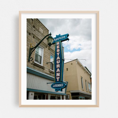 Superior Restaurant 02