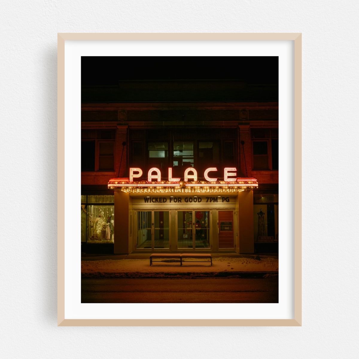 Hamburg Palace Theatre 02 – image 1 of 12