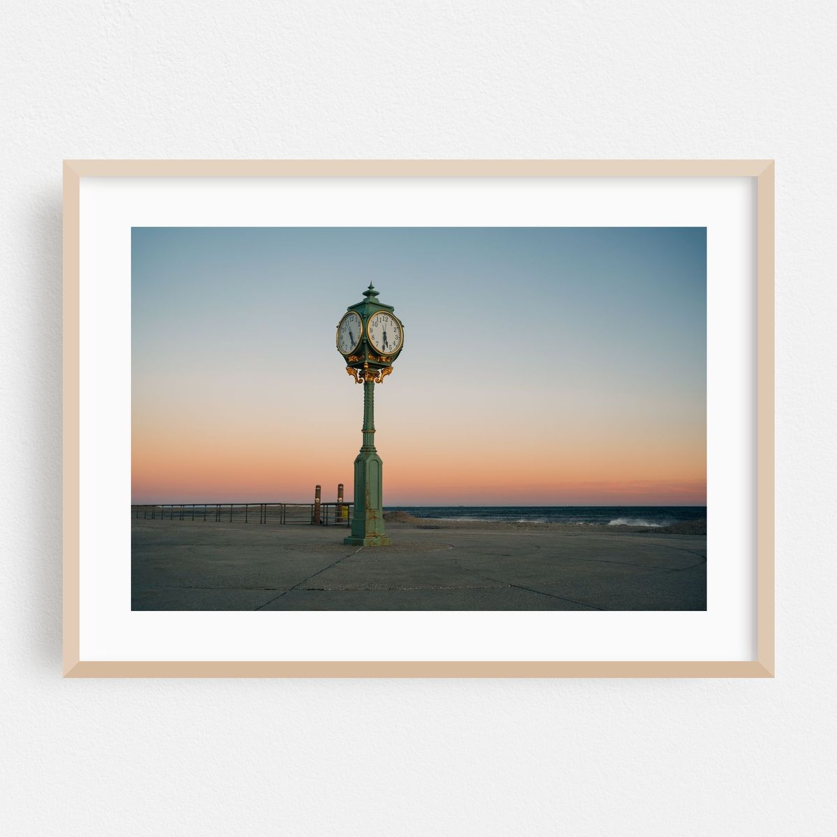 Wise Memorial Clock 01 – image 1 of 6