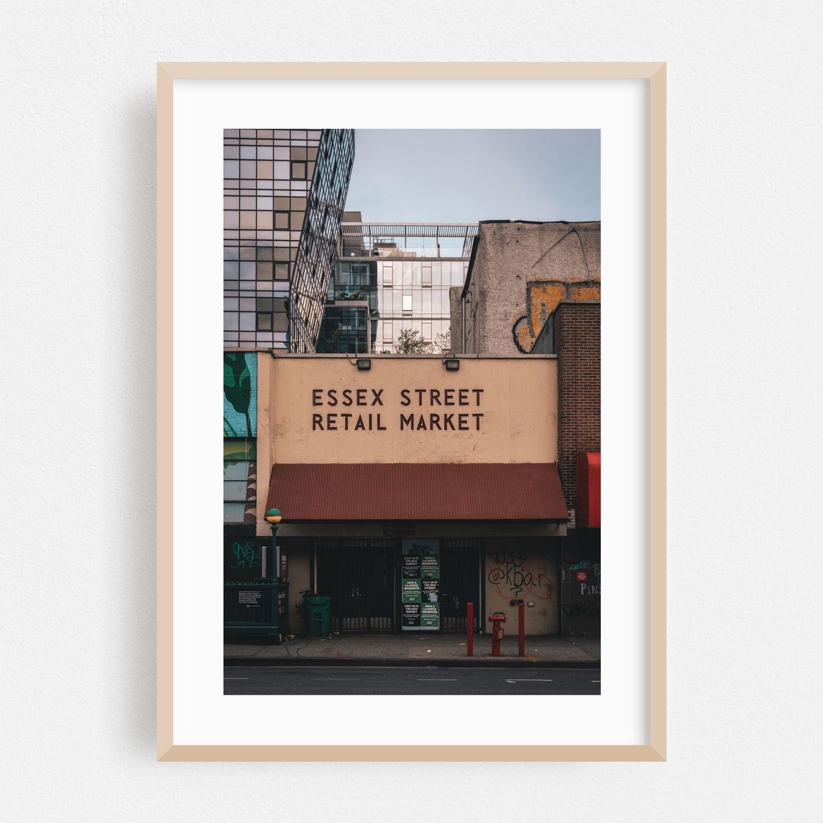 Essex Street Retail Market – image 1 of 16