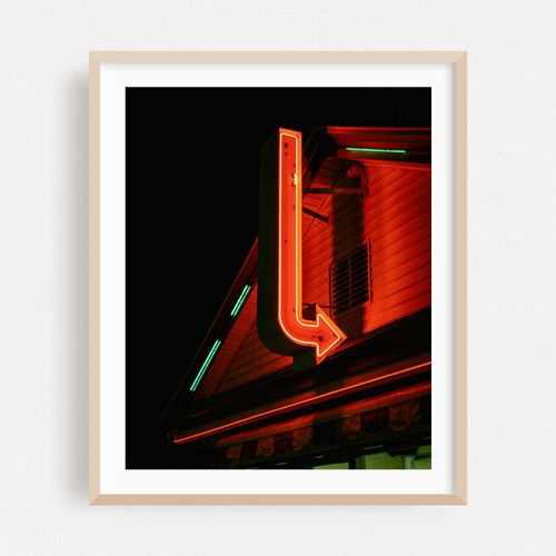 Neon Arrow at Nick's Nest, Holyoke