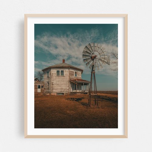 Octagon Farm House 01