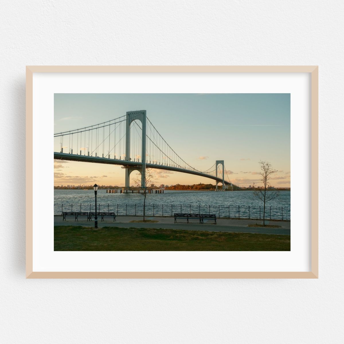 Whitestone Bridge, Queens 01 – image 1 of 6