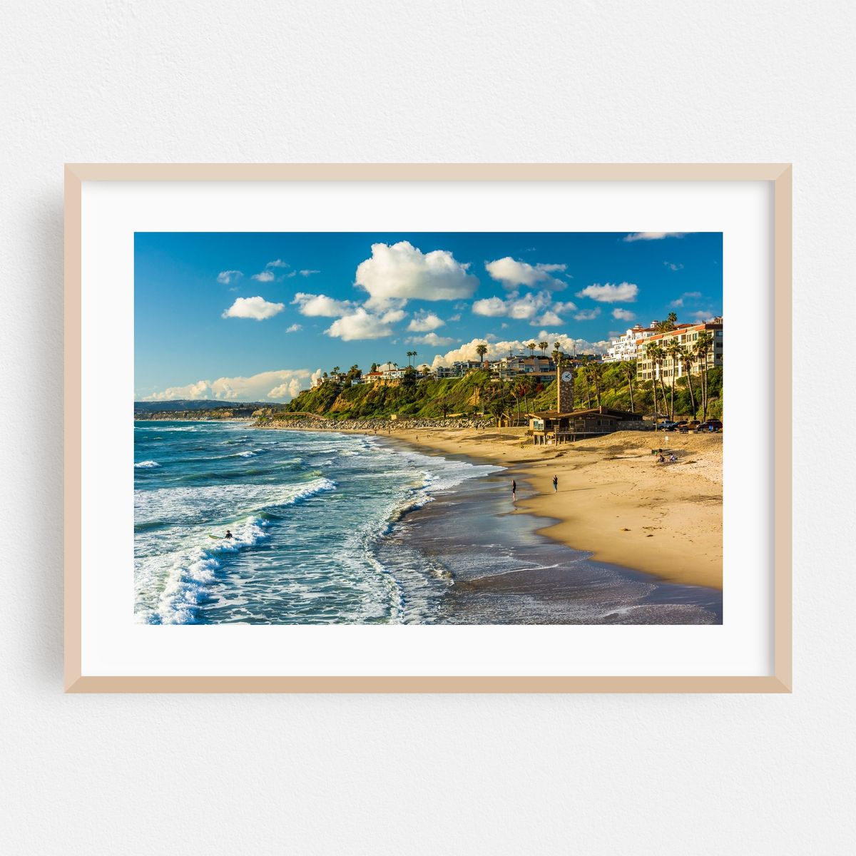 Beachside in San Clemente – image 1 of 6