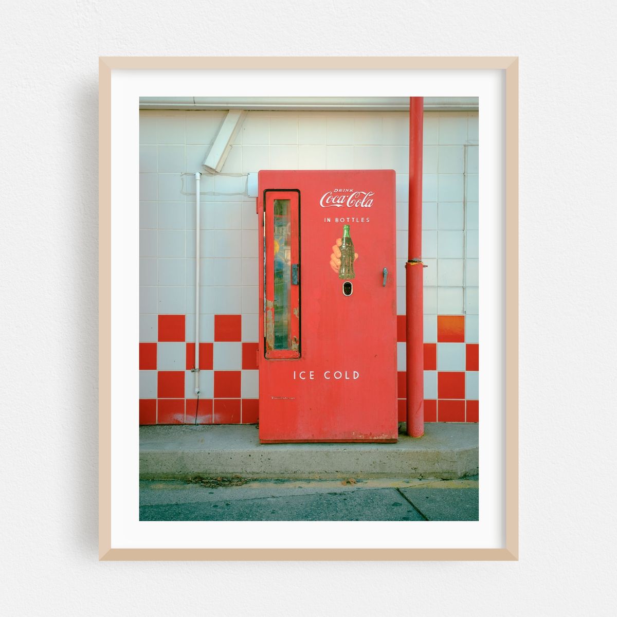 Vintage Vending Machines, Erie 02 – image 1 of 12