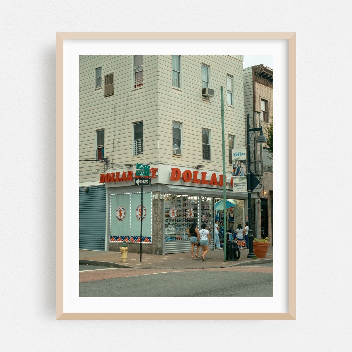 Dollar City, Newark – image 1 of 12