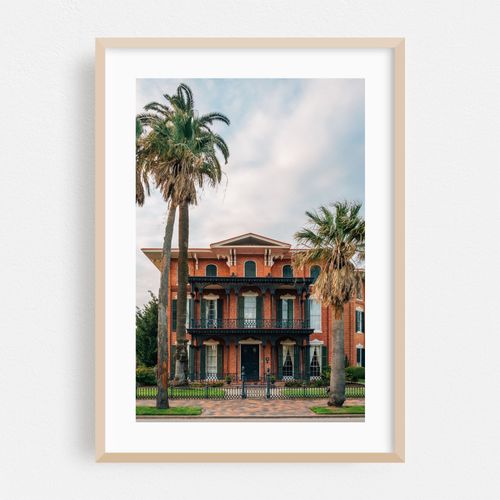 Ashton Villa