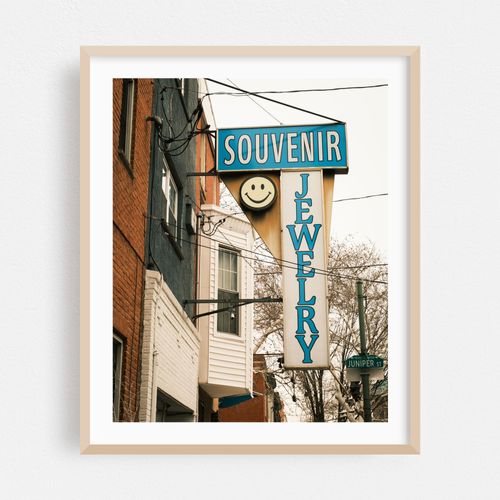 Souvenir Jewelry, Philadelphia