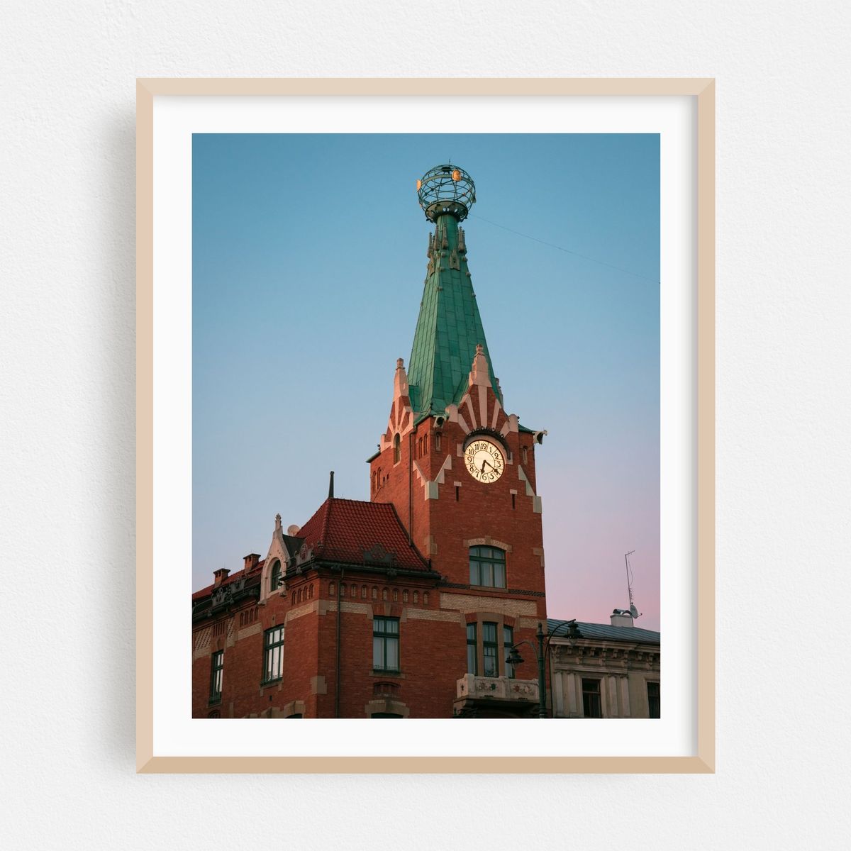 Dom Pod Globusem, Kraków 04 – image 1 of 12