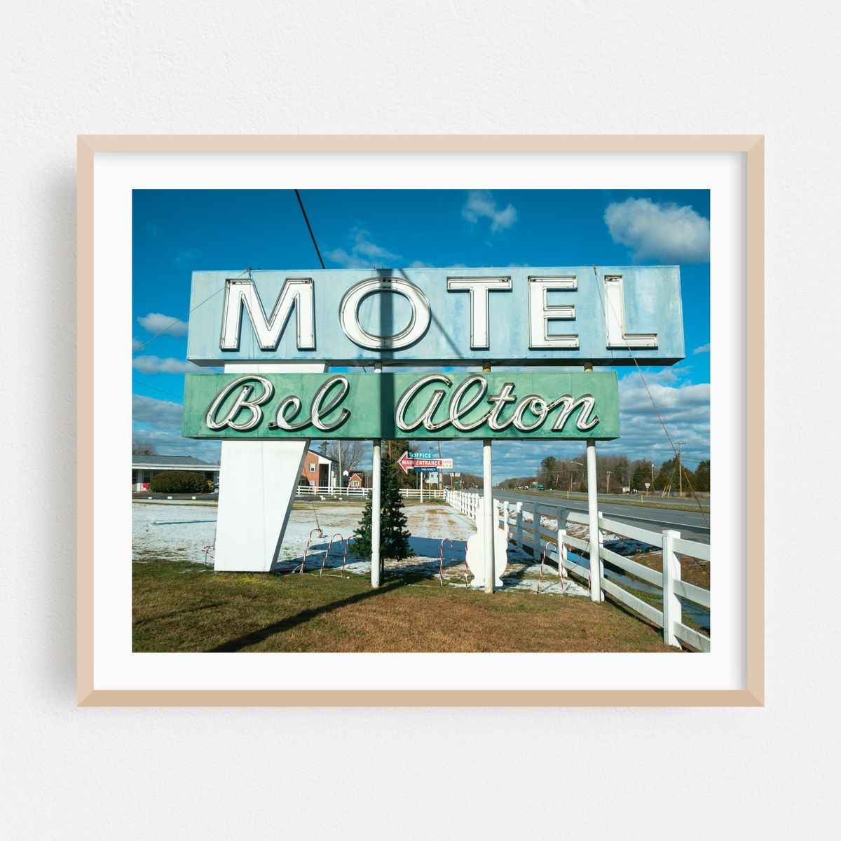 Bel Alton Motel 02 – image 1 of 5